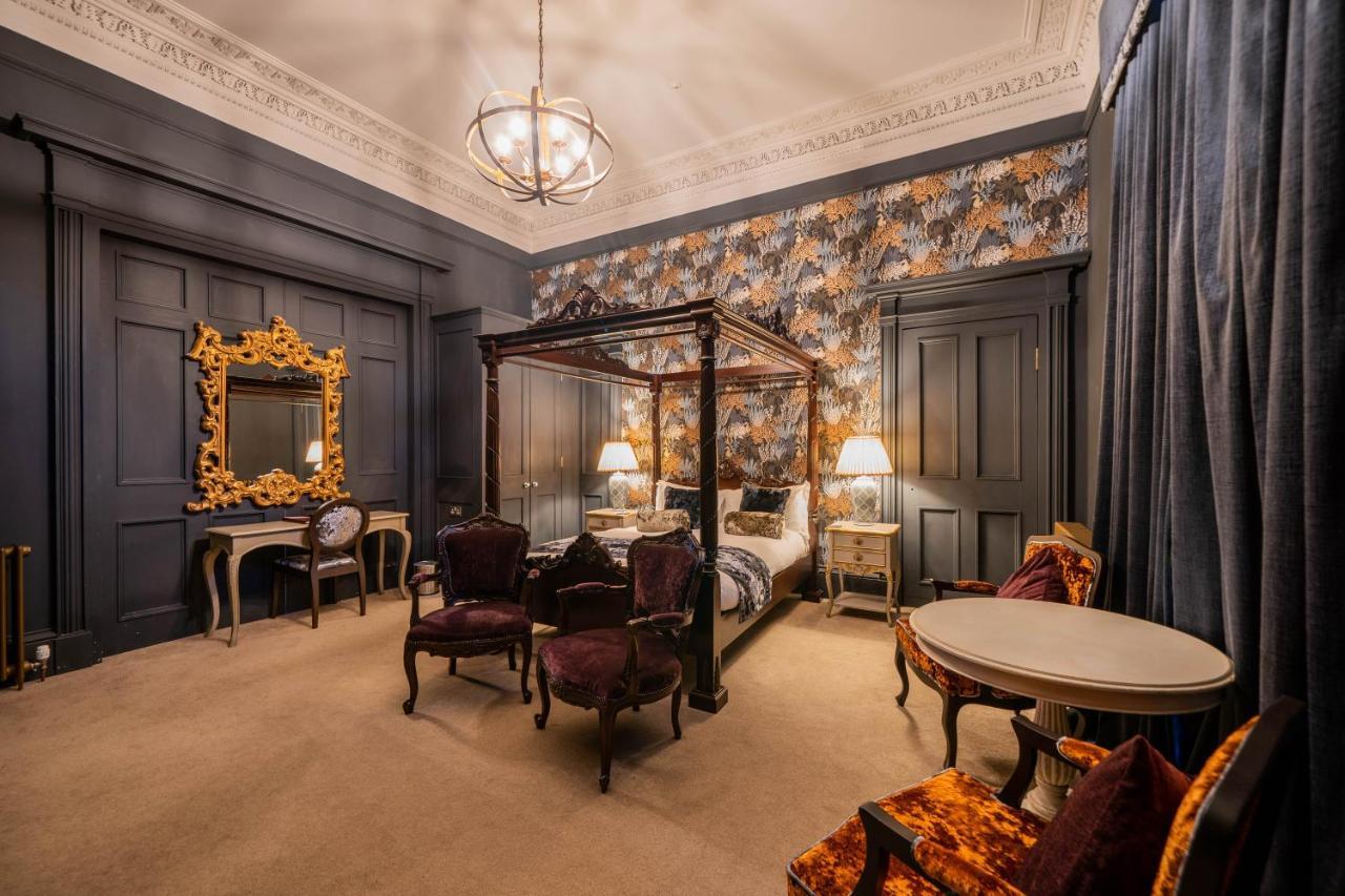 No11 Boutique & Brasserie 4* Edinburgh