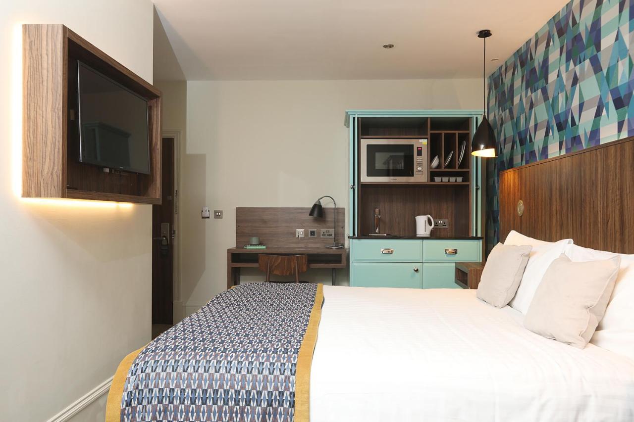 Cairn & Aparthotel