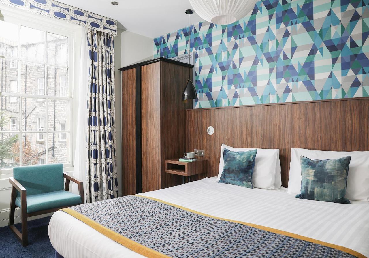 Cairn & Aparthotel