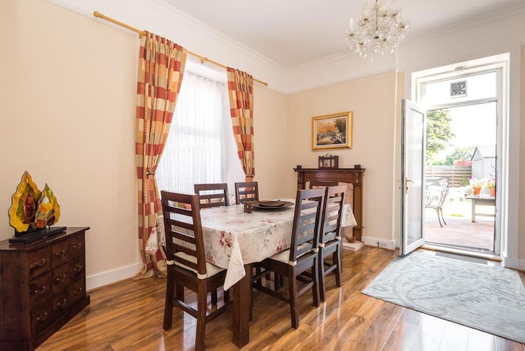 Ferienhaus Abercorn Semi-detached House EDI