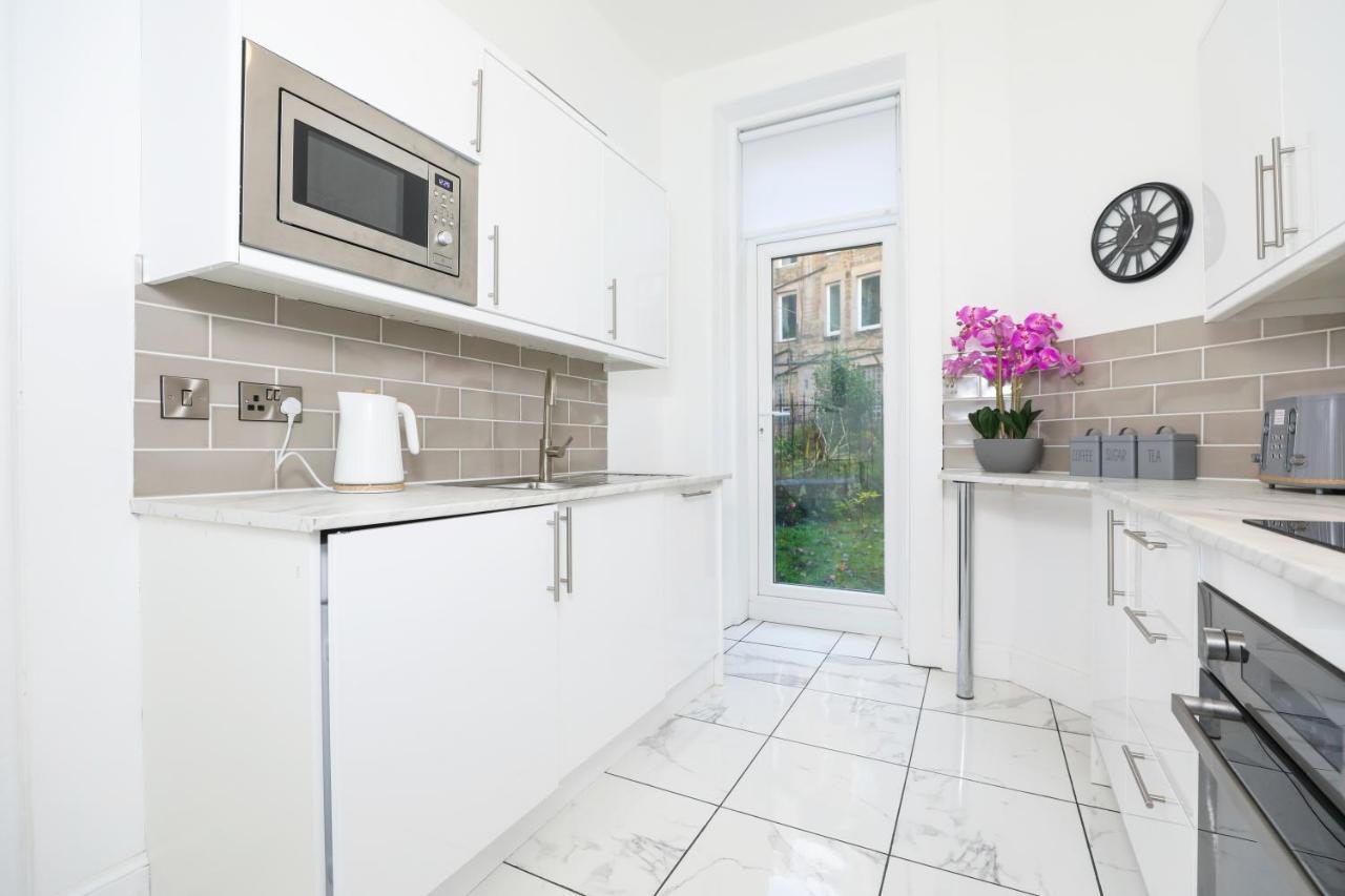 Stunning Modern 3 Bedroom * Edinburgh