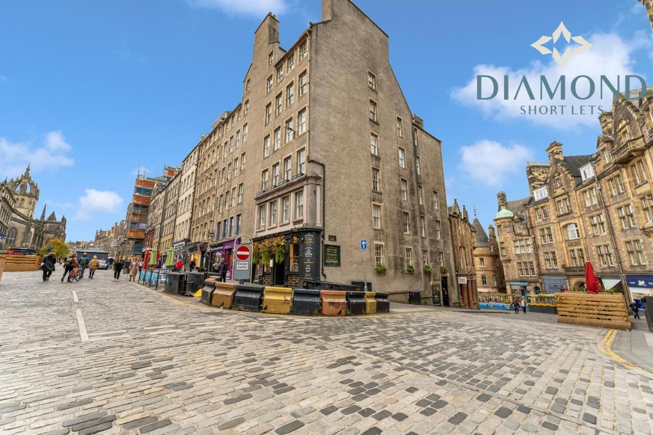 1 Bed Apartment, Royal Mile - Diamond Short Lets * Edinburgh