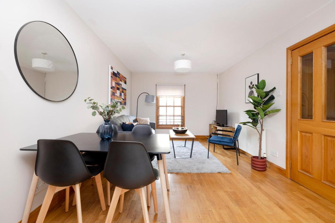 Joivy Bright And Cosy Flat Near The Scotland Gallery Apartment Edinburgh