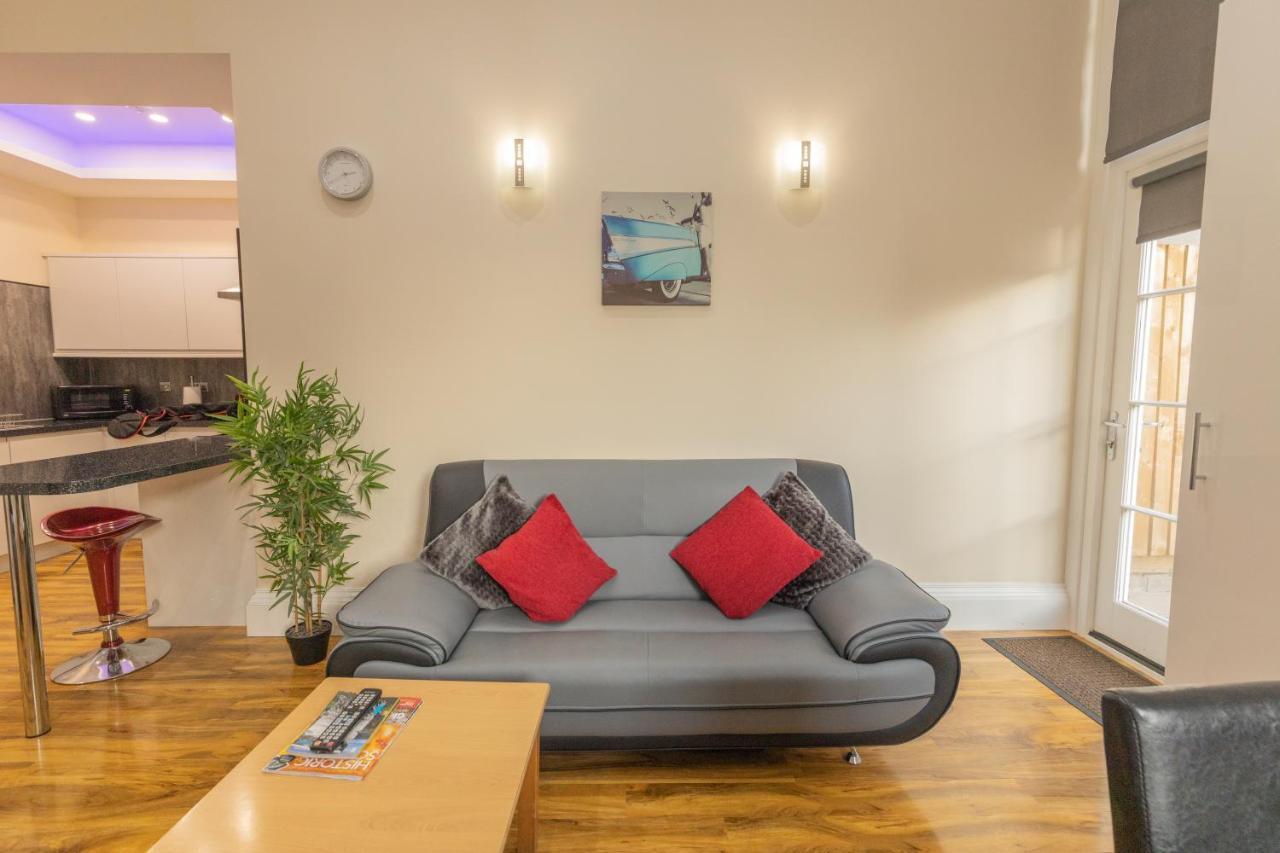 New 3-bedroom Close To Centre * Edinburgh