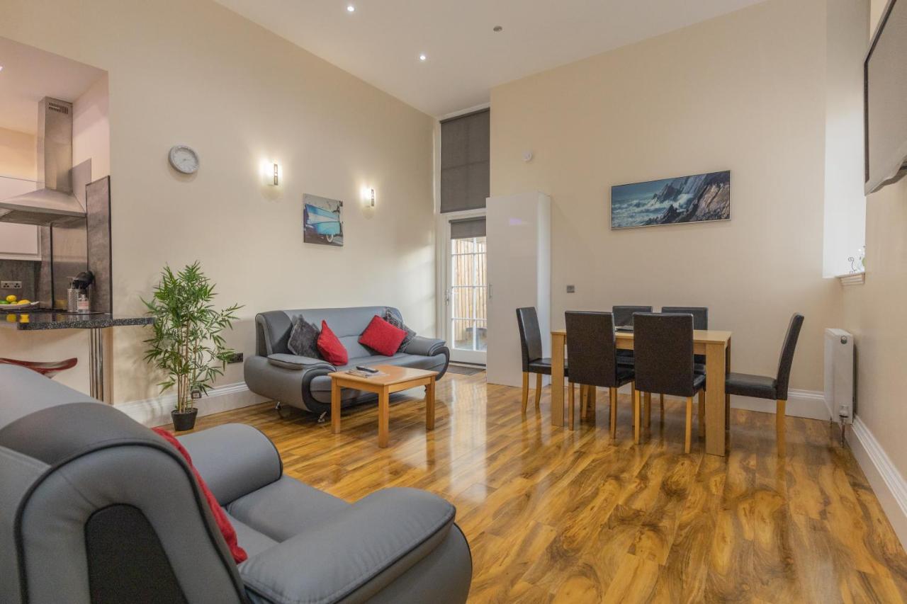 New 3-bedroom Close To Centre *