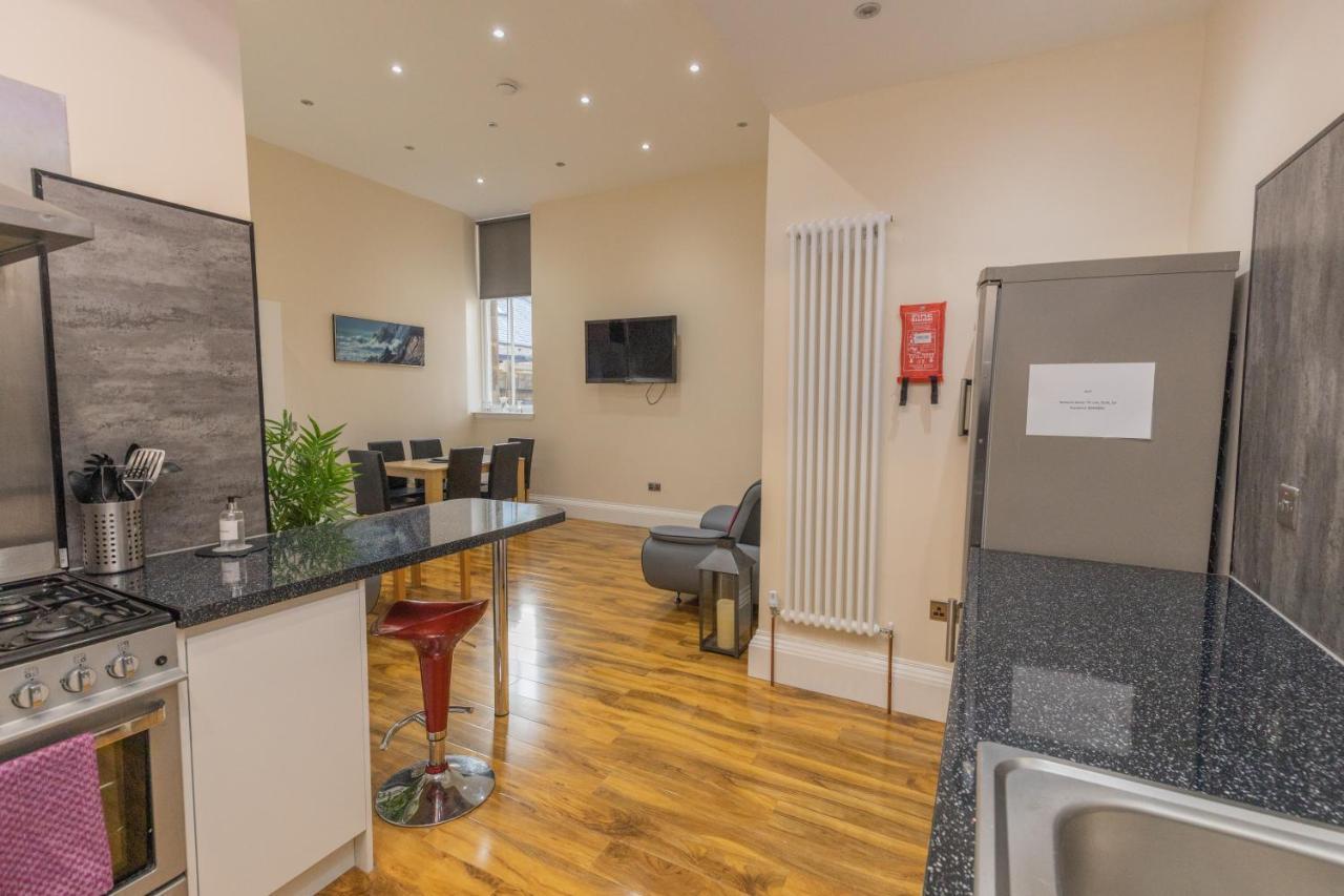 Apartment New 3-bedroom Close To Centre