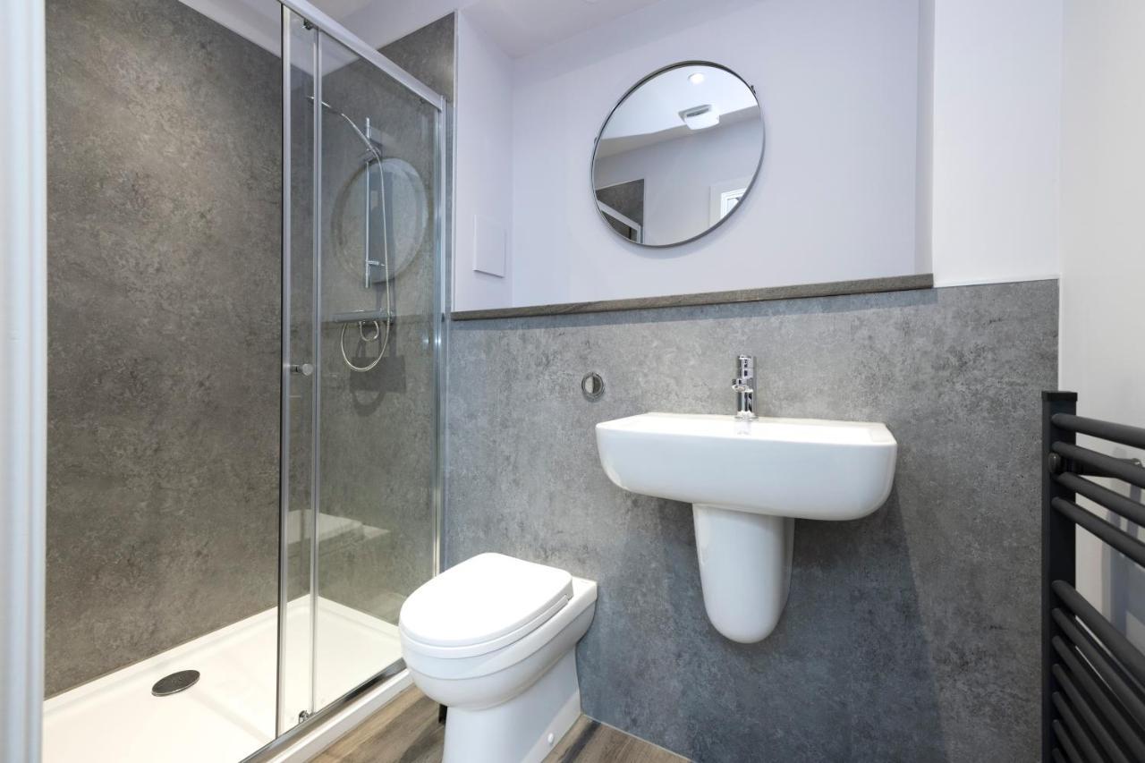 Apartment Altido Elegant Near The Meadows EDI