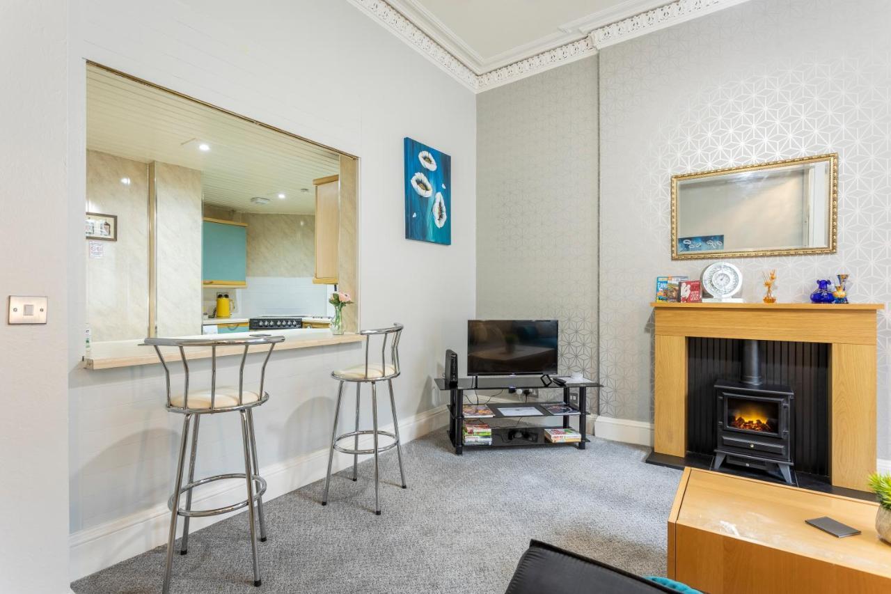 Oesis - Stylish Holiday Near Centre * EDI
