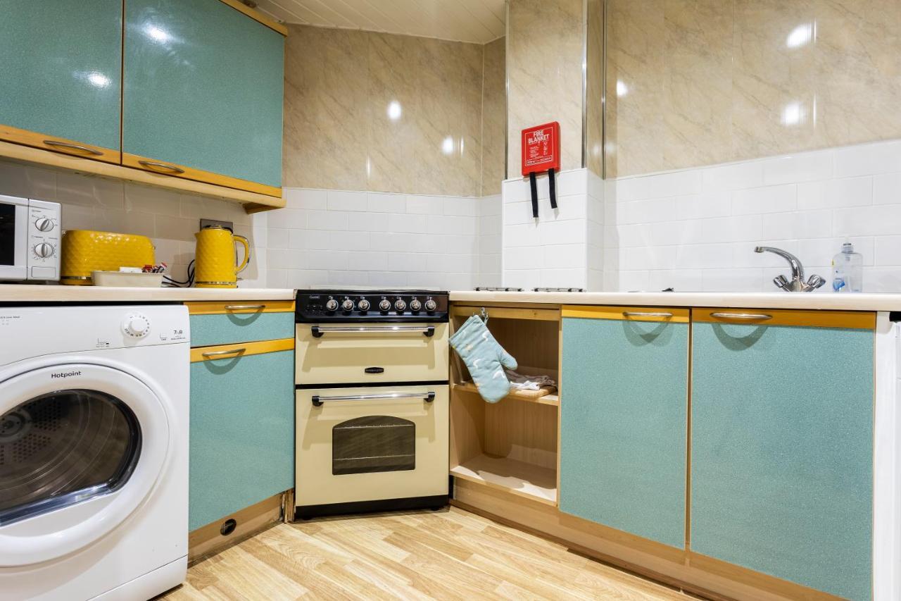 Ferienhaus Oesis - Stylish Holiday Near Centre