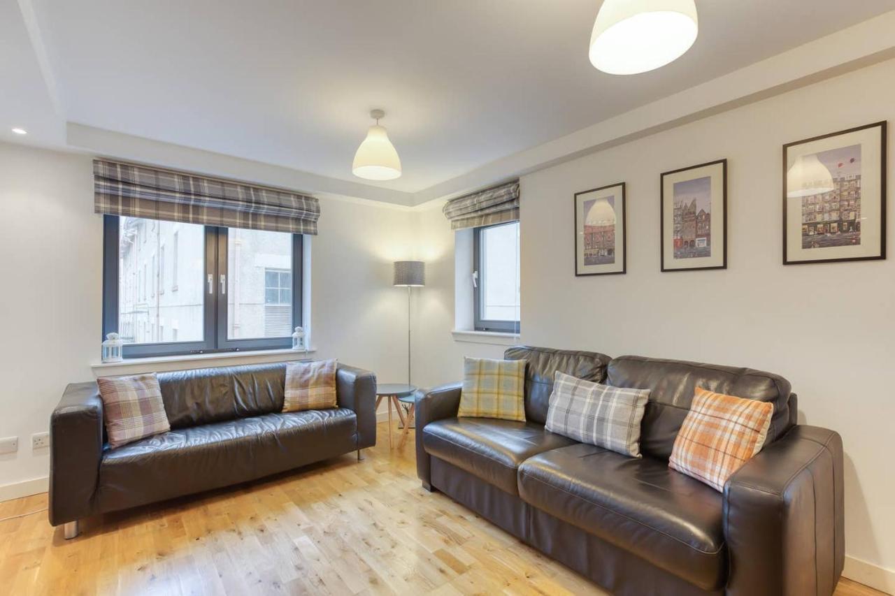 *amazing Location!*in Heart Of The City. 2br & Cot Edinburgh