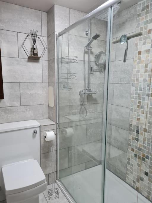Lovely 1 Bedroom Near The Center * Edinburgh
