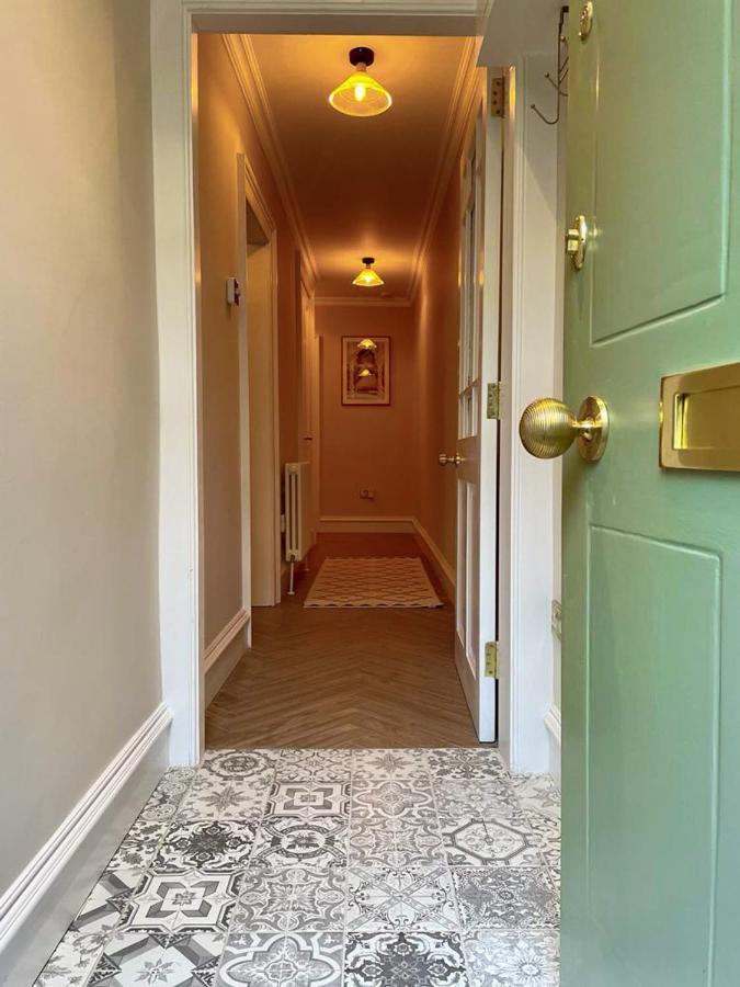 Pure Luxury, Private Entrance Apt, Unesco New Town EDI