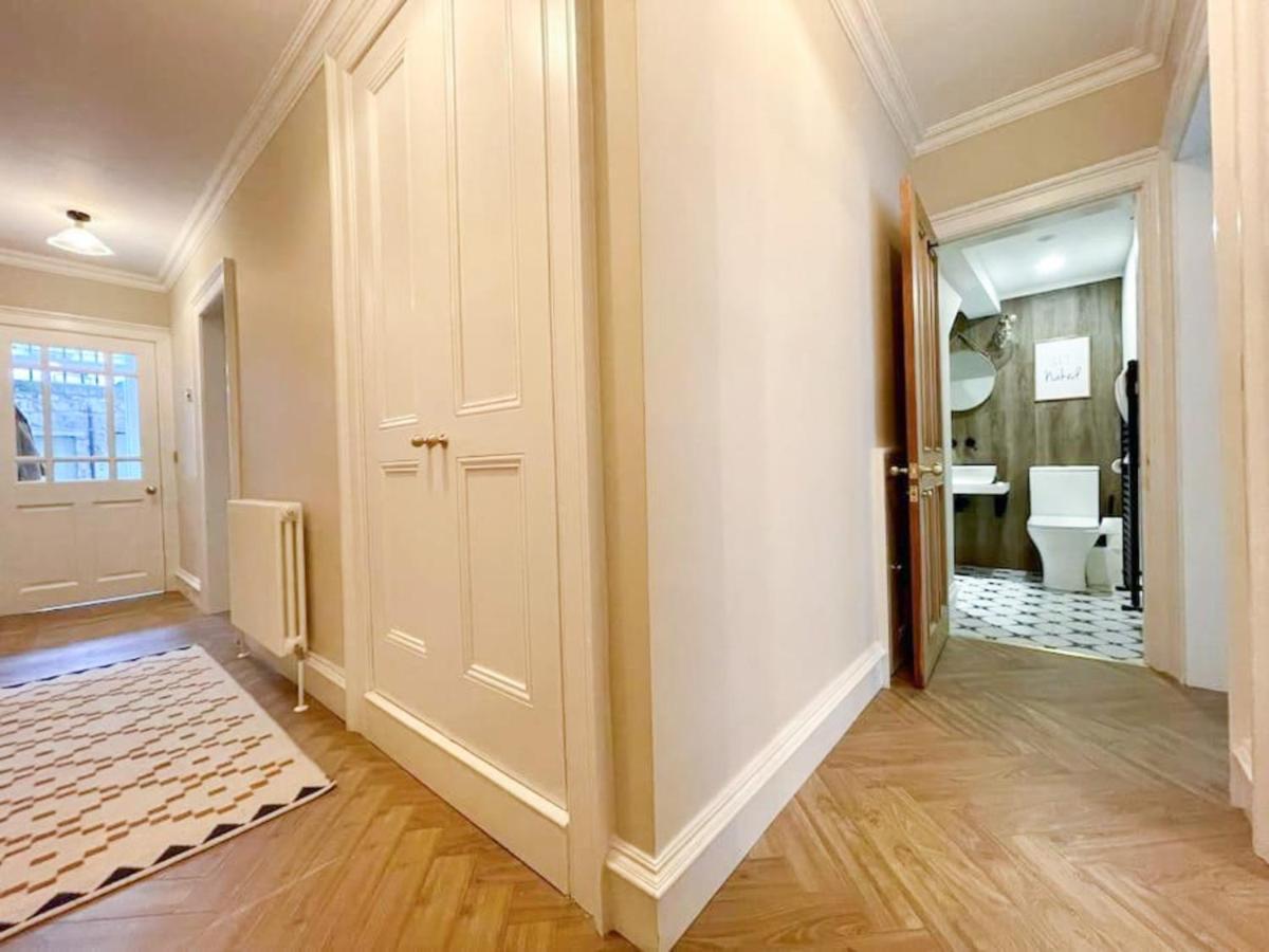 Apartment Pure Luxury, Private Entrance Apt, Unesco New Town EDI