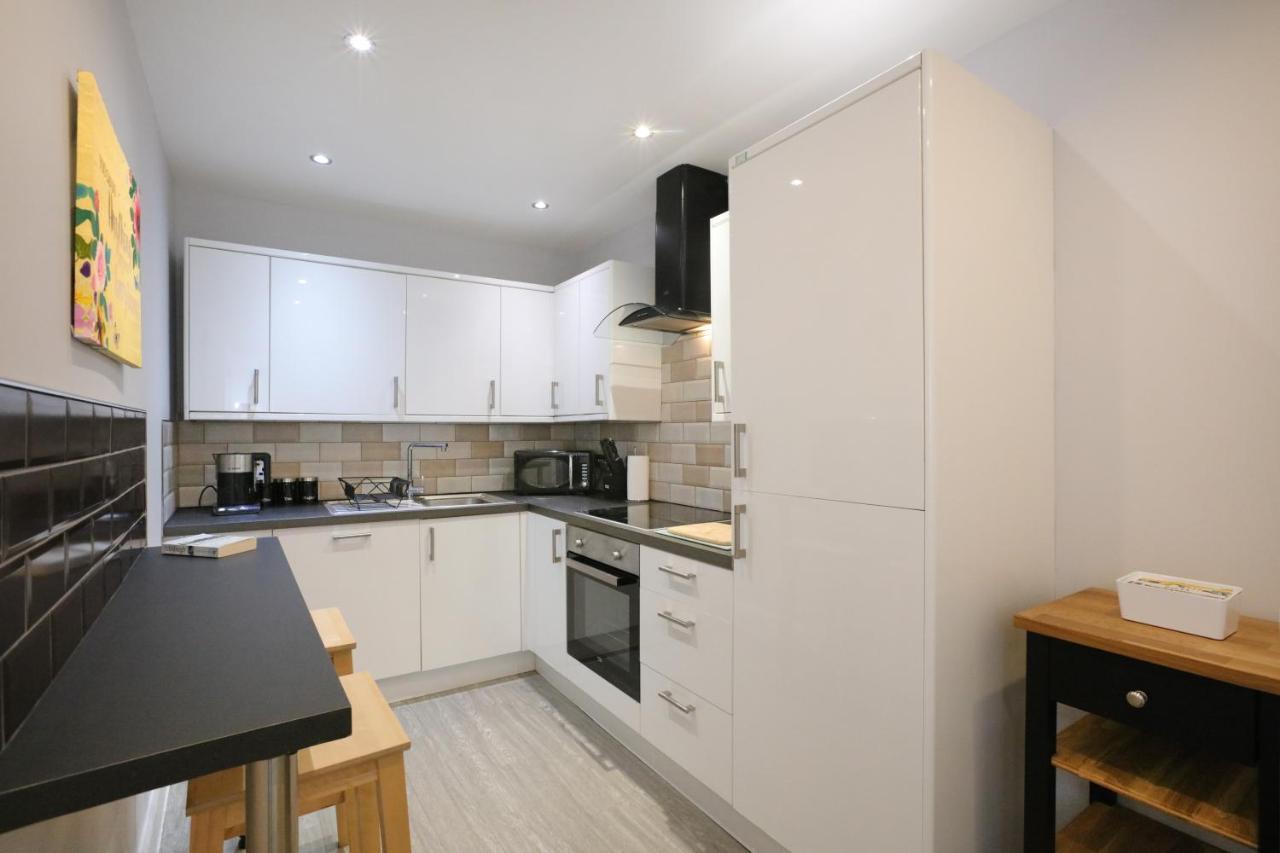 Sleeps 6 Free Parking Edinburgh