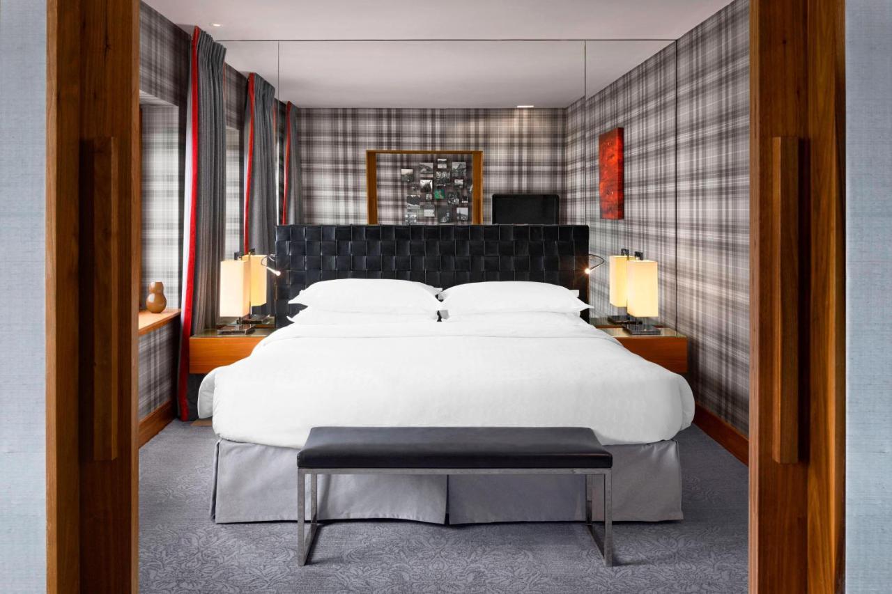 Hotel Sheraton Grand & 5*