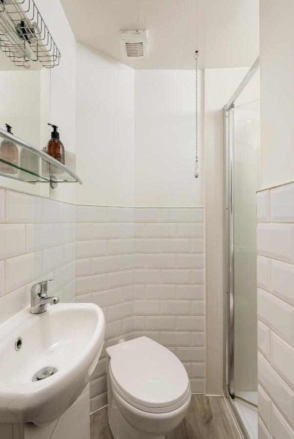 The Raeburn - Stockbridge Apartment EDI