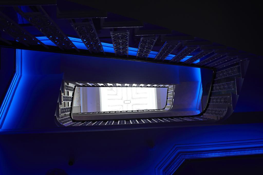 Hotel 24 Royal Terrace 4*