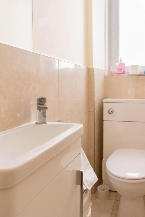 Charming And Relaxing 2bd Flat - Abbeyhill Apartment *
