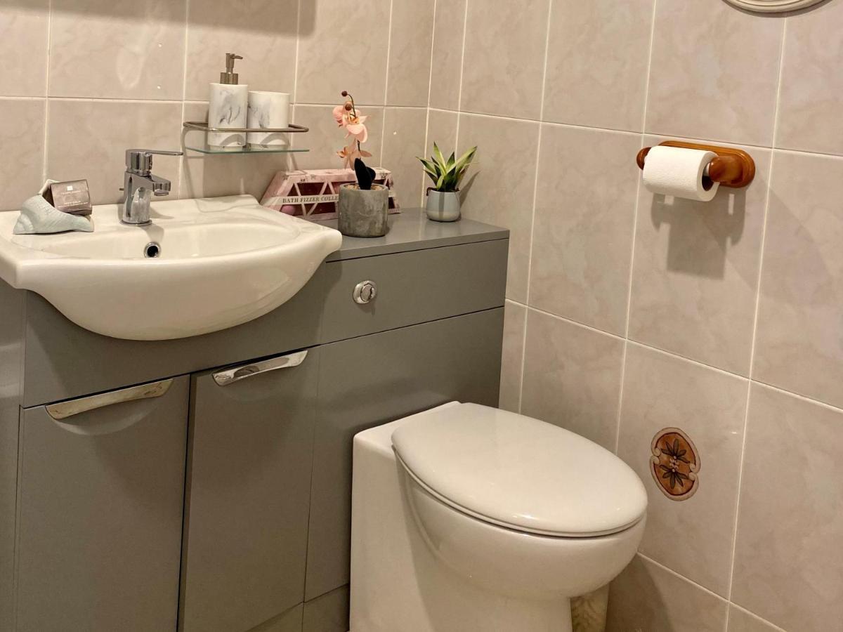 Stylish 2-bed In Centre * EDI