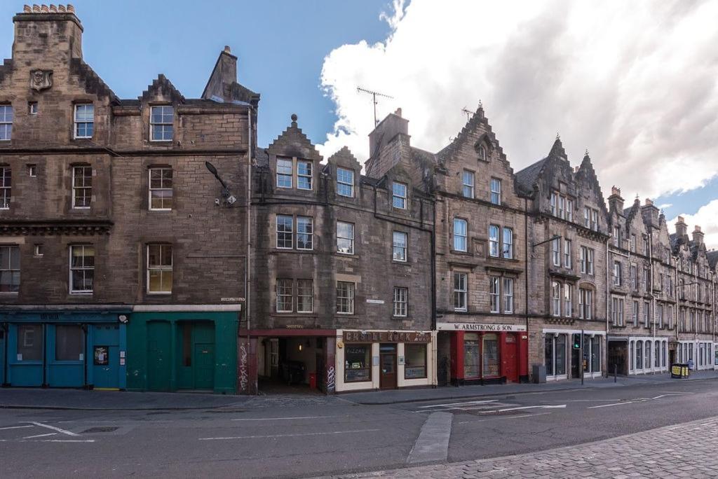 Boutique Castle View 3 Bedroom
