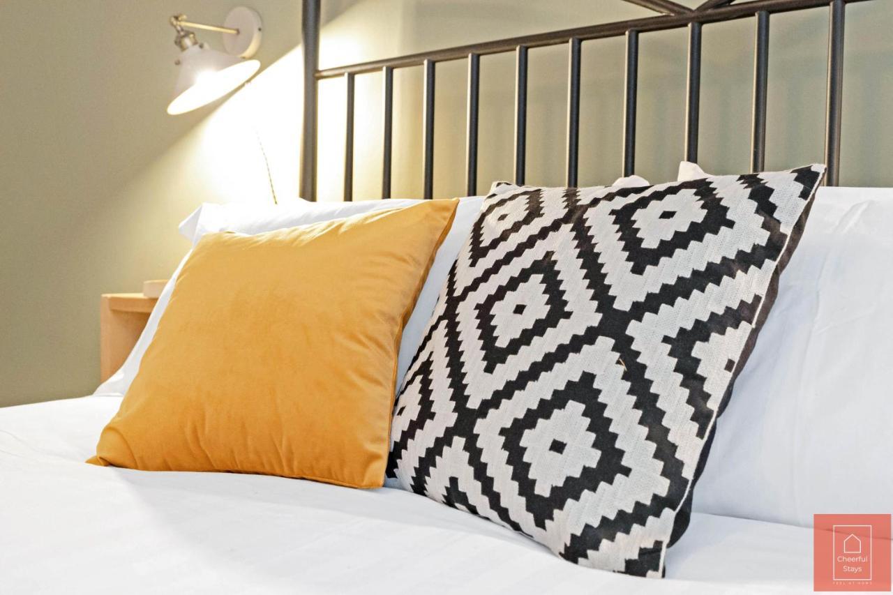 Cheerful Stays: Spacious Flat In Vibrant Leith EDI
