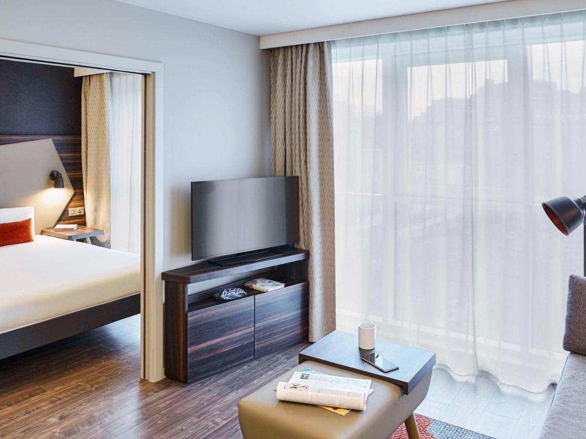 Aparthotel Adagio Royal Mile 4*