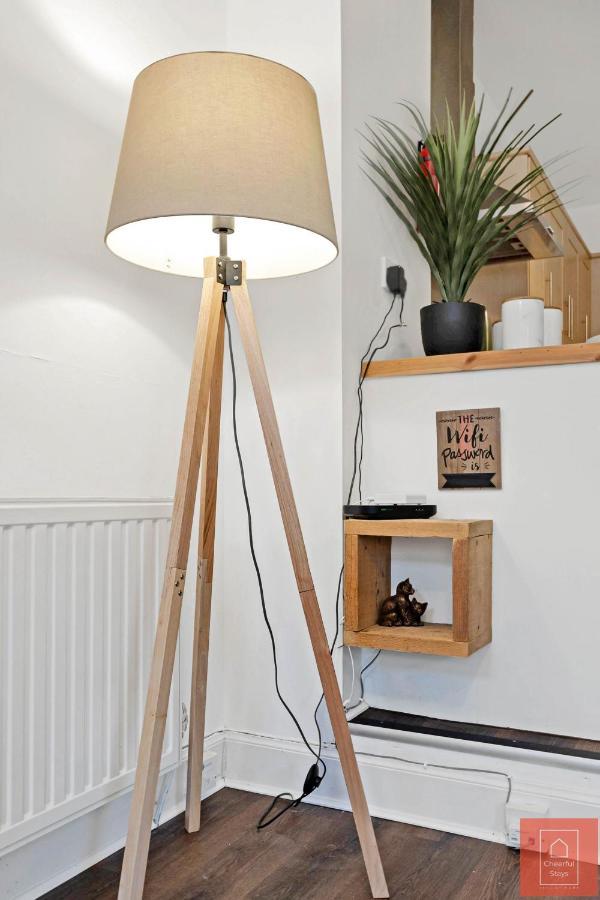 Cheerful Stays: Spacious Flat In Vibrant Leith * EDI