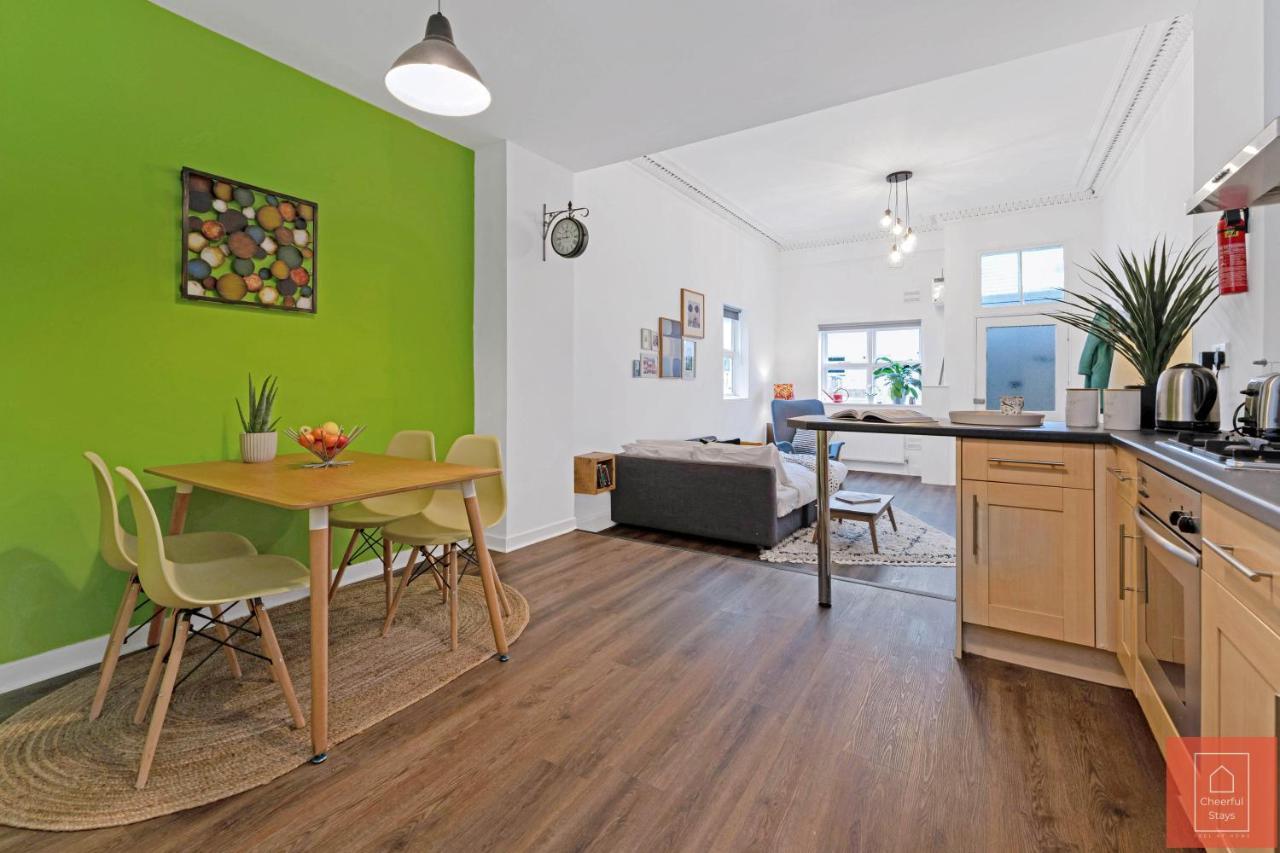 Cheerful Stays: Spacious Flat In Vibrant Leith * EDI