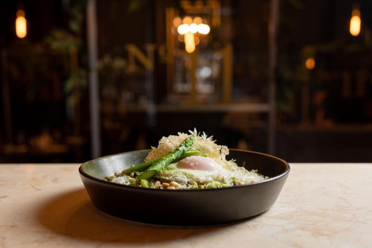 No11 Boutique & Brasserie Hotel Edinburgh