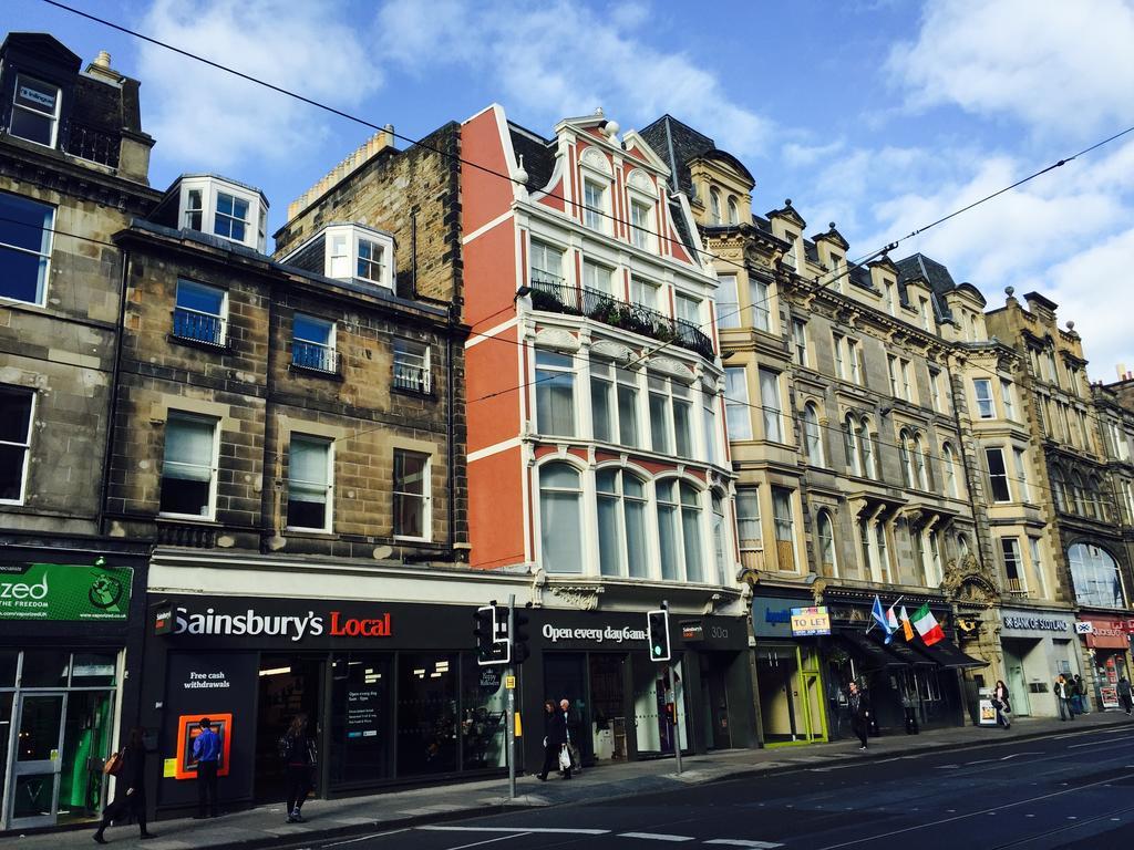 Capital Retreats - Shandwick Place * Edinburgh