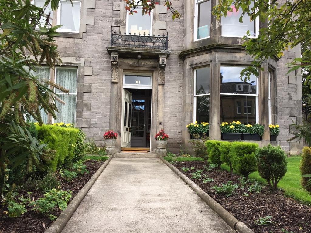 Bed & Breakfast Sixteen Edinburgh