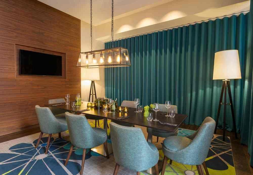 Courtyard By Marriott