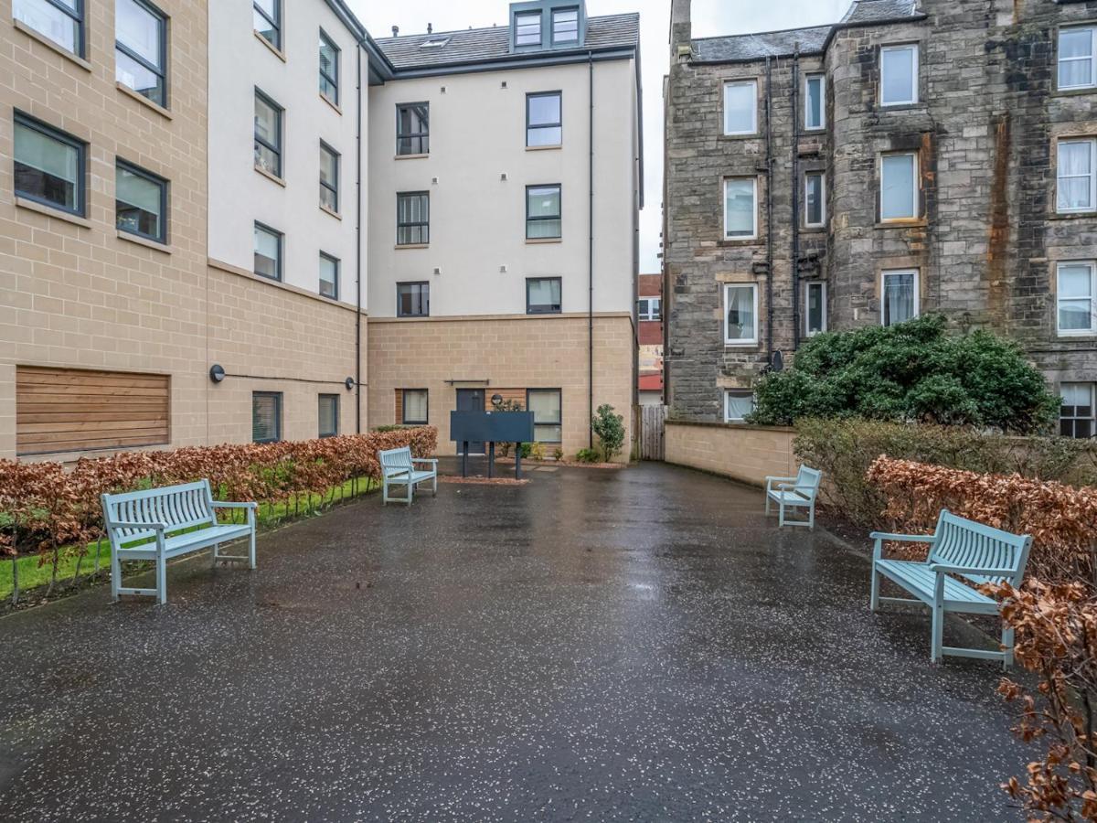 Cosy Modern Flat Pass The Keys * Edinburgh