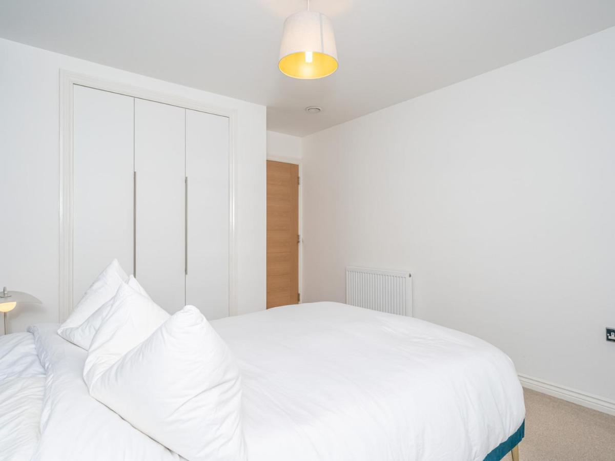 Cosy Modern Flat Pass The Keys Apartment *
