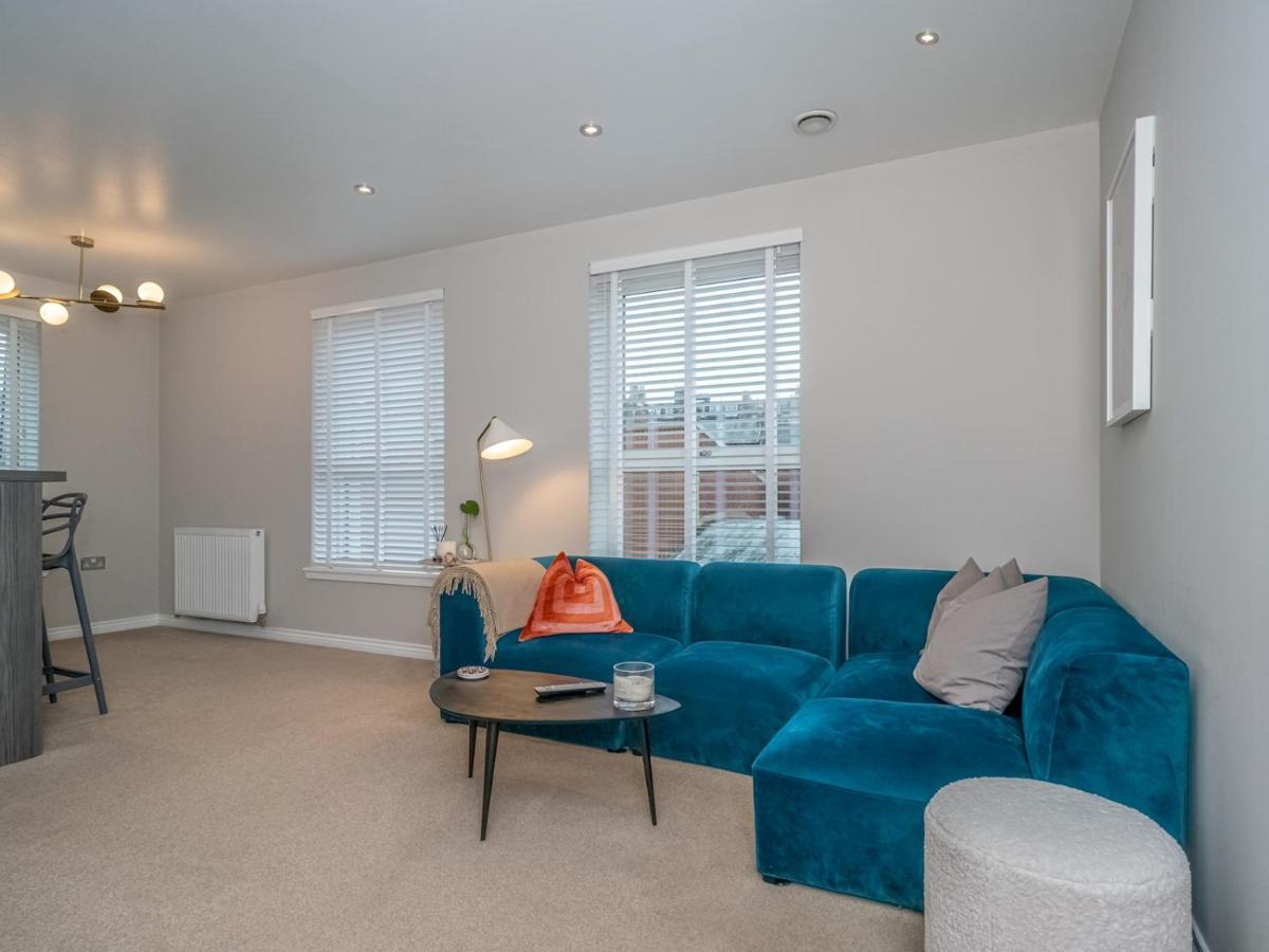 Apartment Cosy Modern Flat Pass The Keys