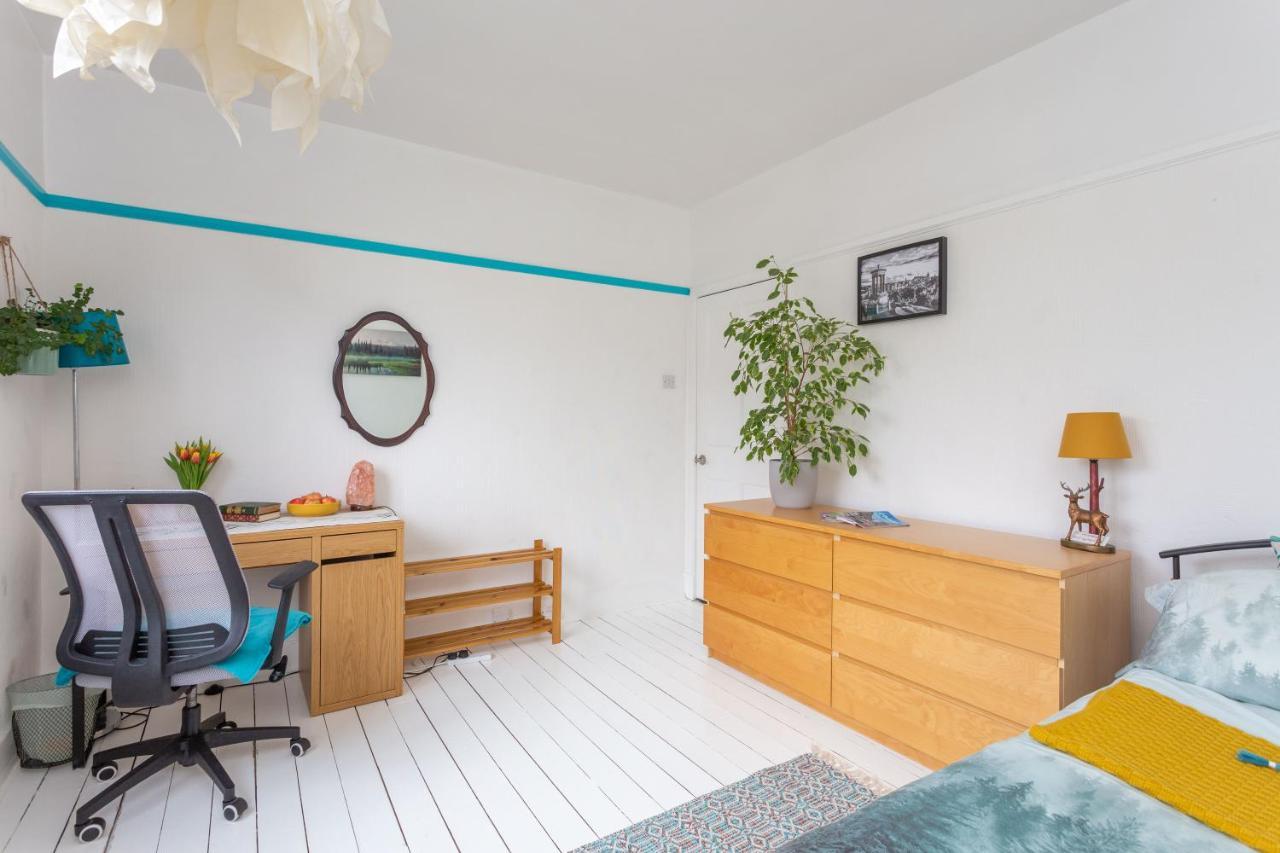 Privatunterkunft Bright & Spacious Double With Garden View- Close To Airport & Centre EDI