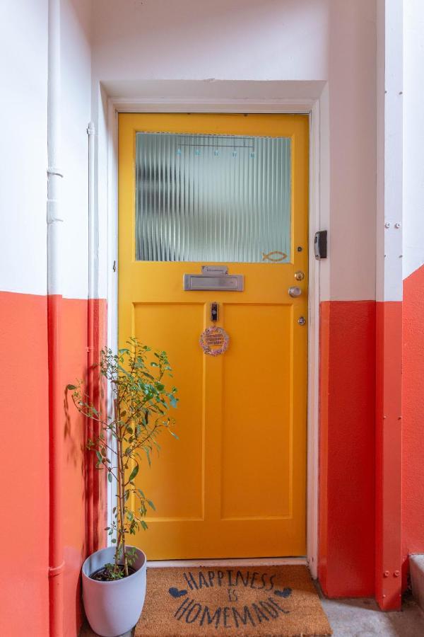 Bright & Spacious Double With Garden View- Close To Airport & Centre Privatunterkunft EDI