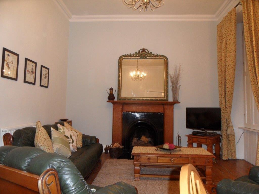 Cockburn Street Apartment