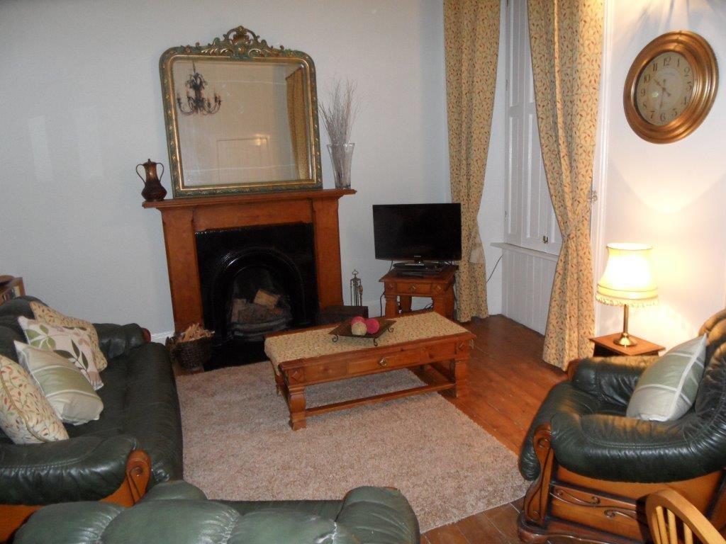 Apartment Cockburn Street Edinburgh