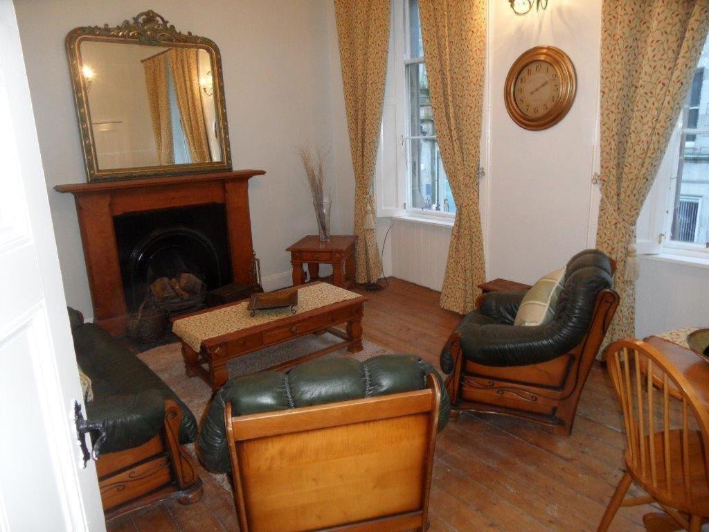 Cockburn Street Apartment Edinburgh