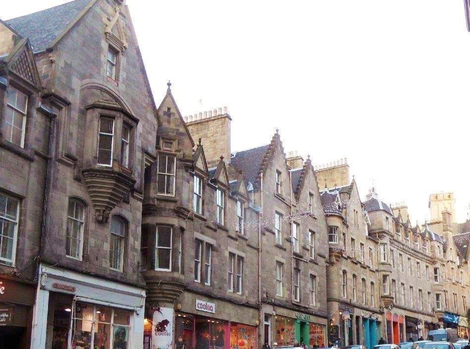 Cockburn Street Apartment