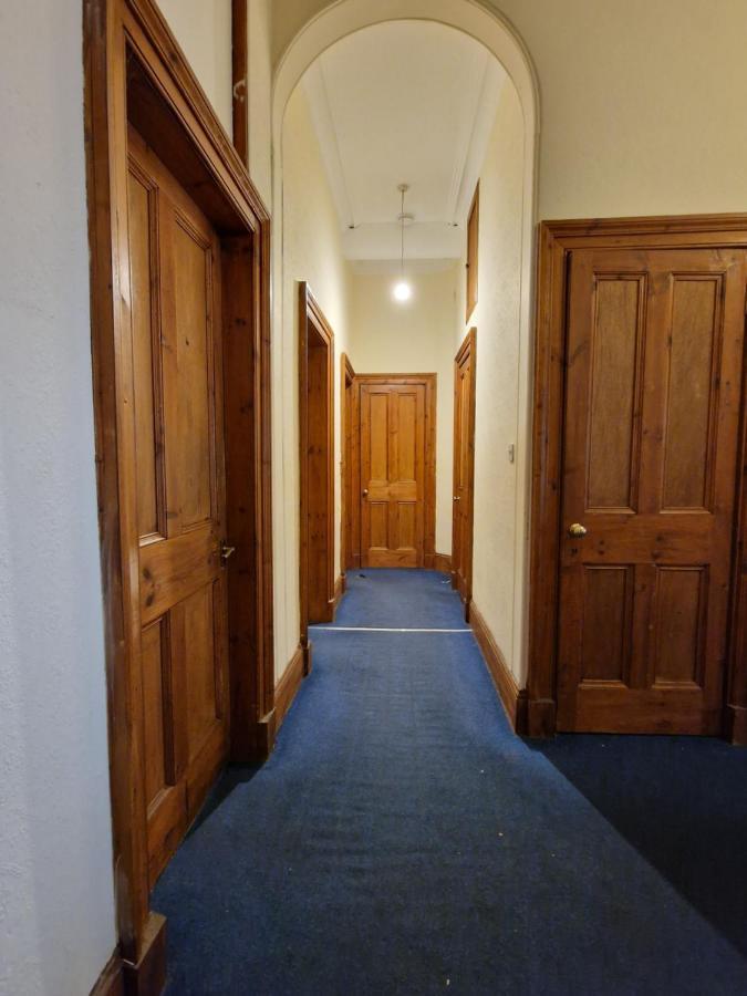 Massive 5bed 2bath Flat Available For Fringe Festival Apartment Edinburgh