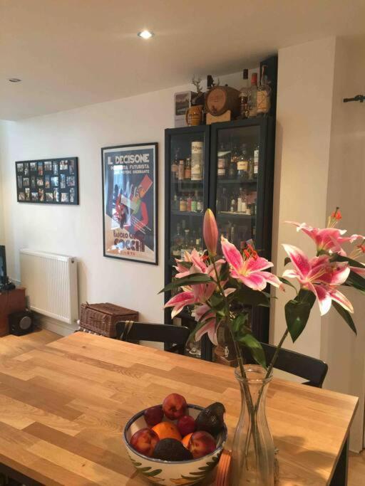 Apartment Modern 2bed 2bath In Leith Edinburgh