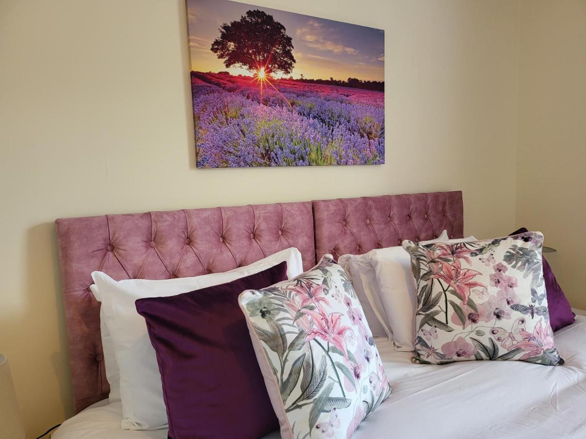 Sensational Apartments- Ferry Road Apartment EDI