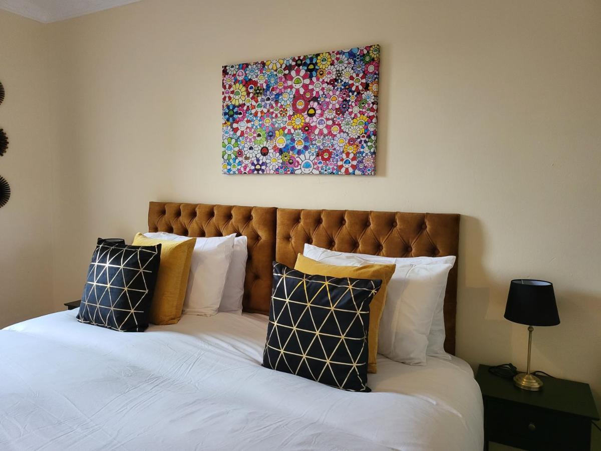 Sensational Apartments- Ferry Road * EDI