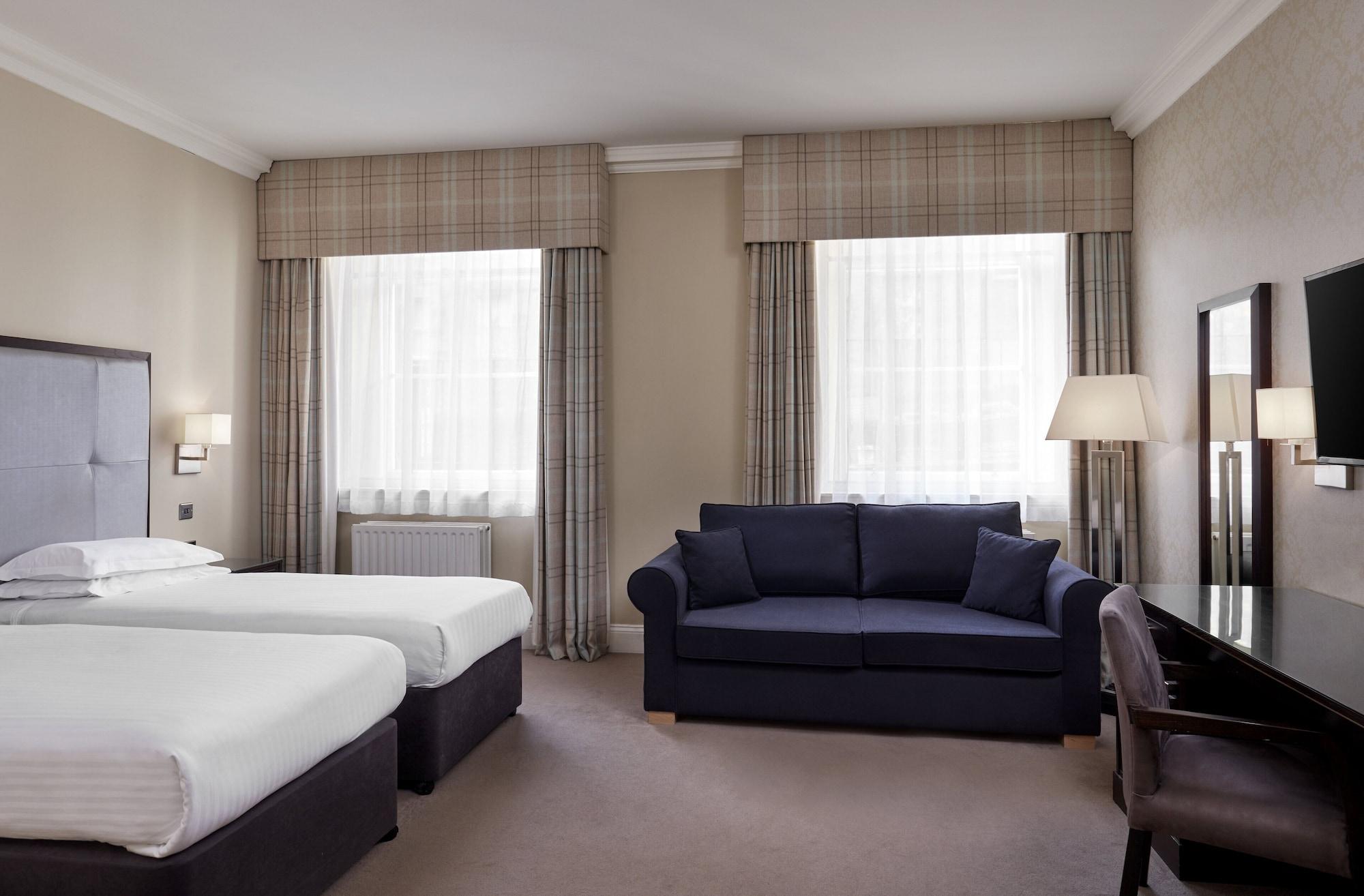 Hotel Leonardo 3*