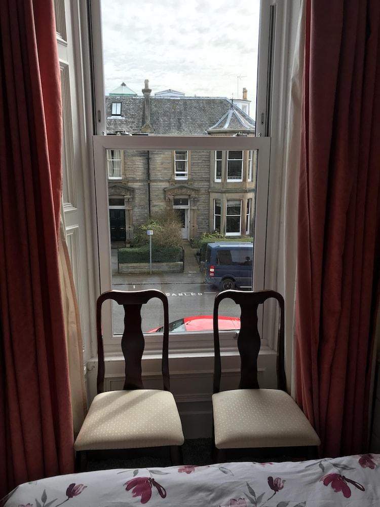 Dorstan House 3* Edinburgh