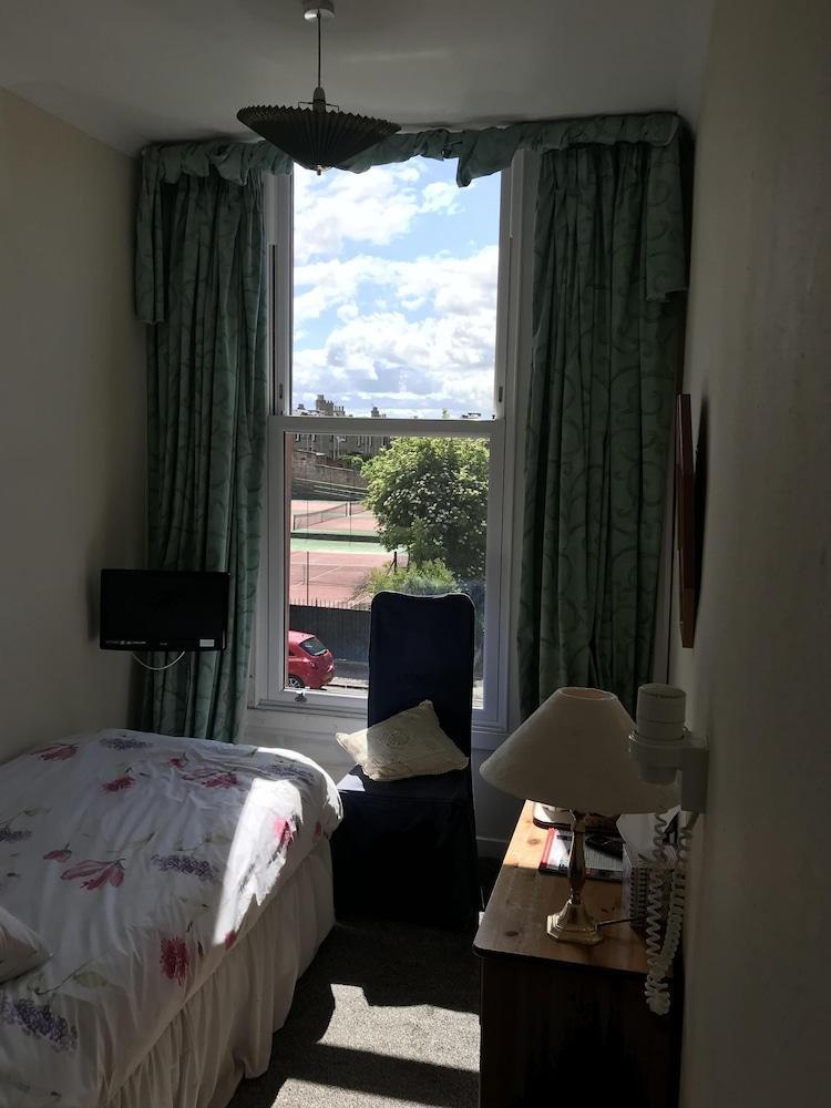 Dorstan House Guest house Edinburgh