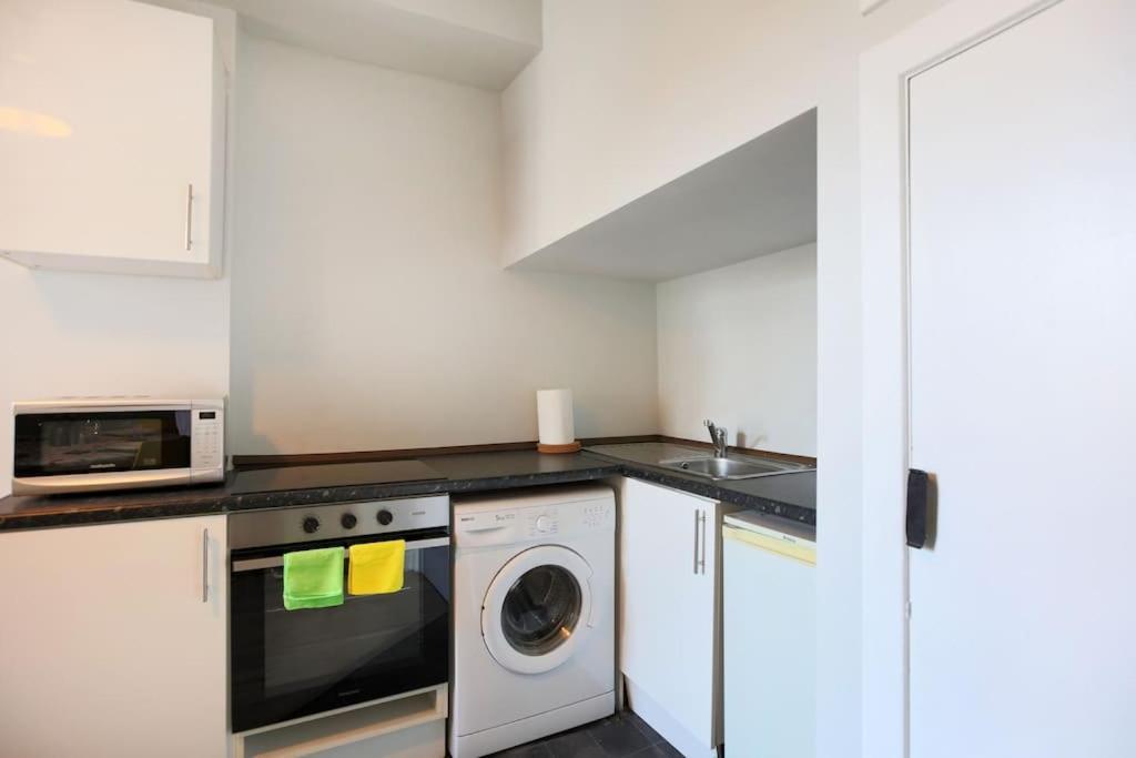 Cosy & Broughton 2br Near Centre Apartment *