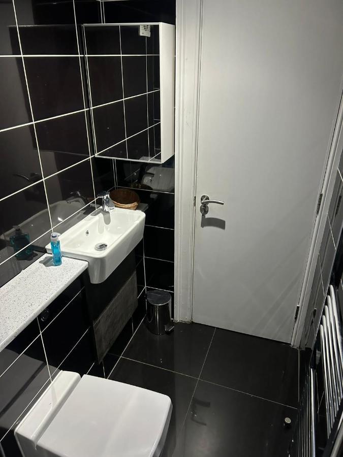 Twin With En-suite Homestay